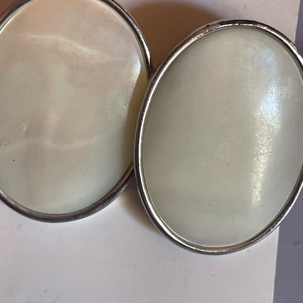 Mother of Pearl Oval Clip-On Earrings - Iridescent White - Picture 3 of 7